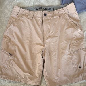Denali Men's Beige Cargo Shorts